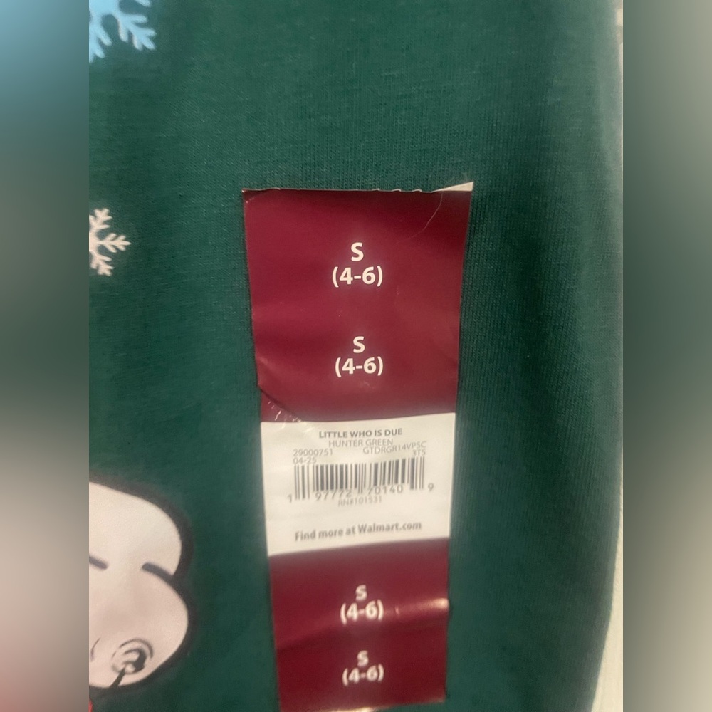 NWT Dr. Seuss The Grinch Maternity Tee A Little Who Is Due Graphic Shirt Size S - Picture 9 of 10